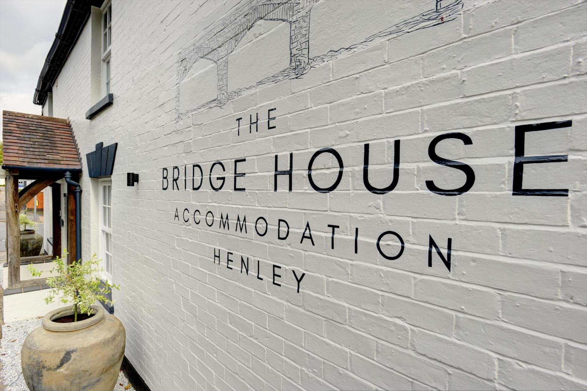 The Bridge House Henley Hotel ภายนอก รูปภาพ